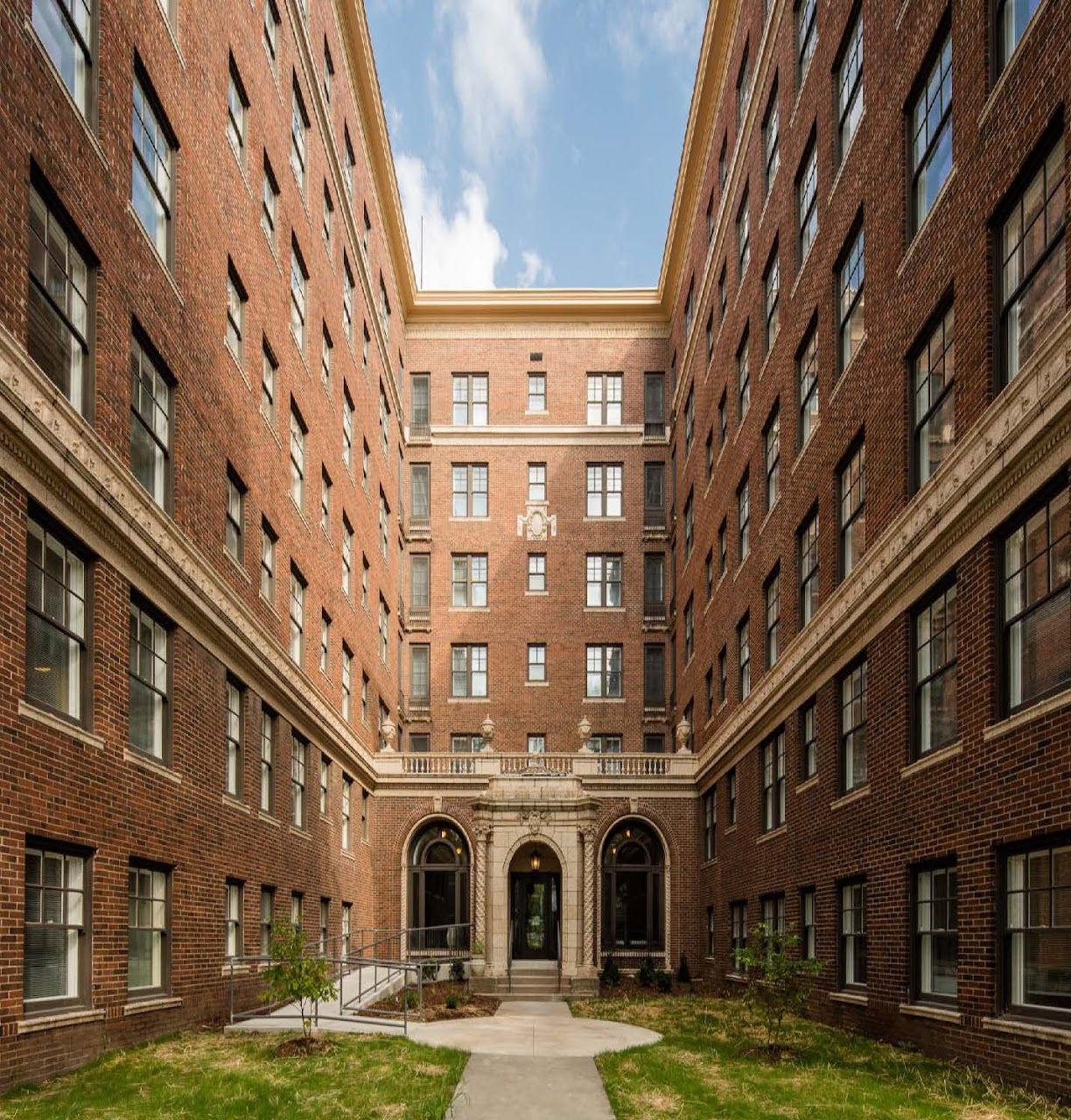 Commonwealth Senior Apartments