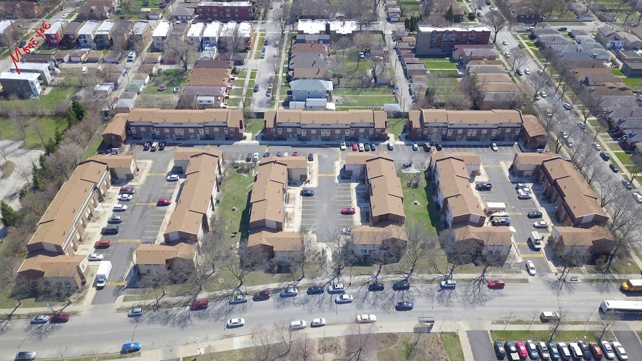Continental Plaza Apts