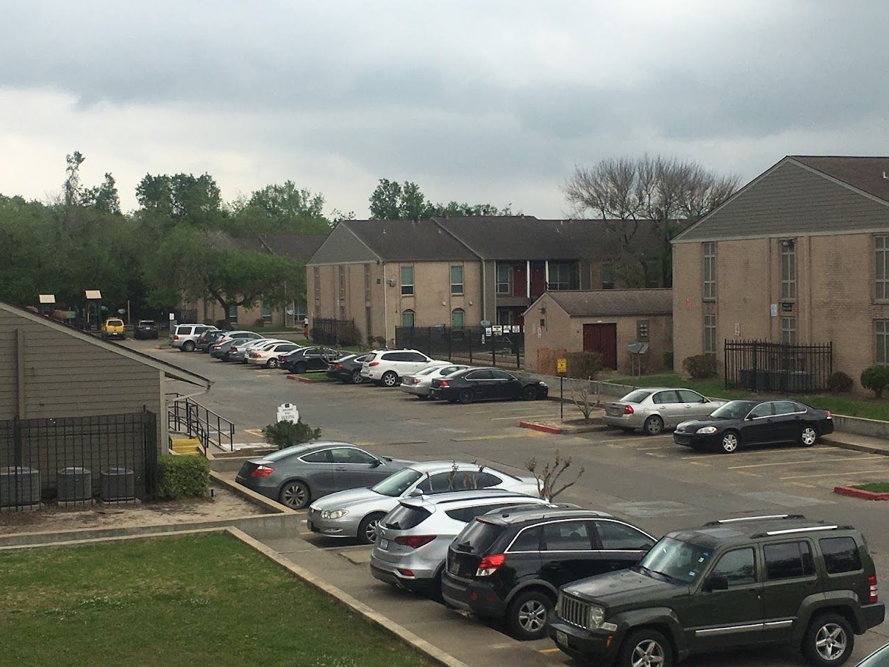Coolwood Oaks Apts