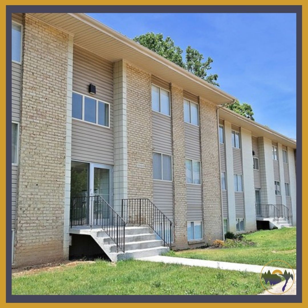 Country Woods Apts