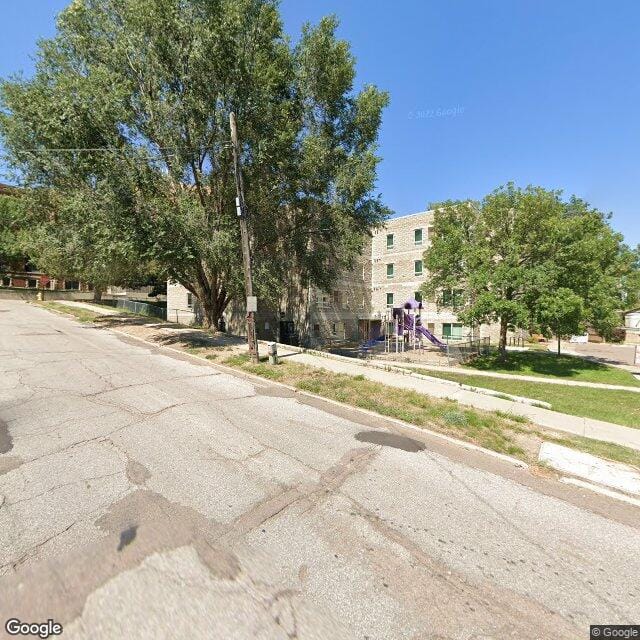 Court View Apts