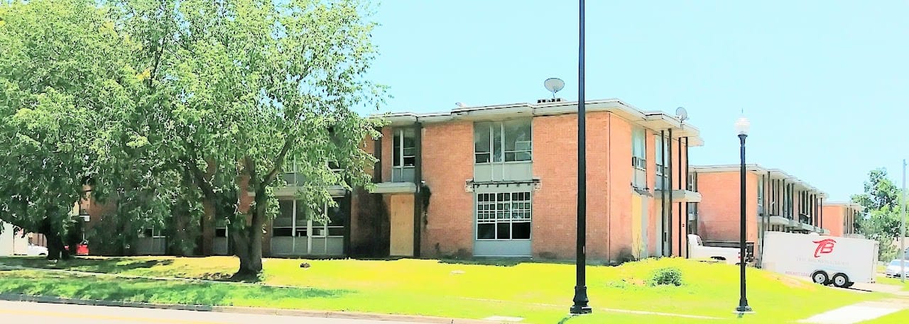 Courtyard Apts