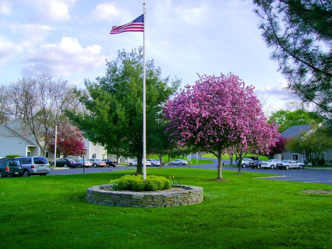 Creekside Apts
