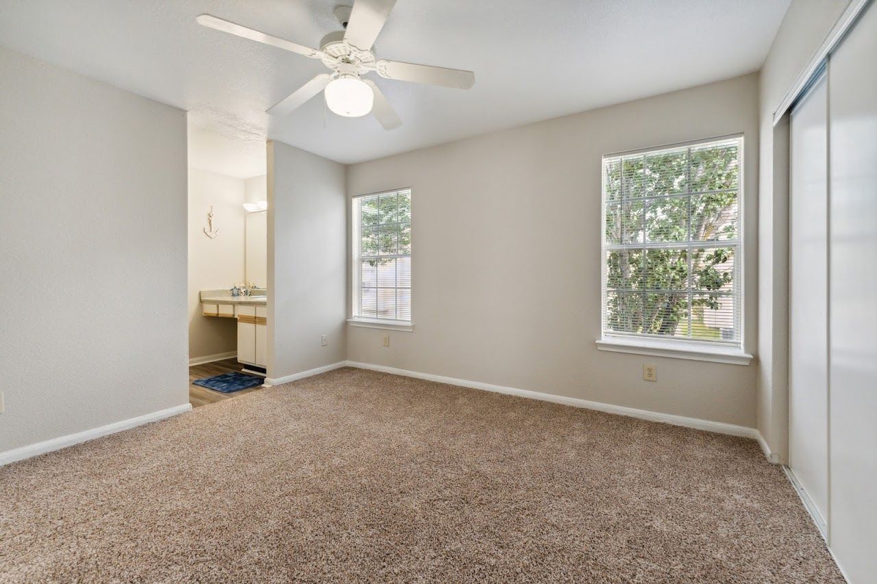 Creekstone Ranch Apts