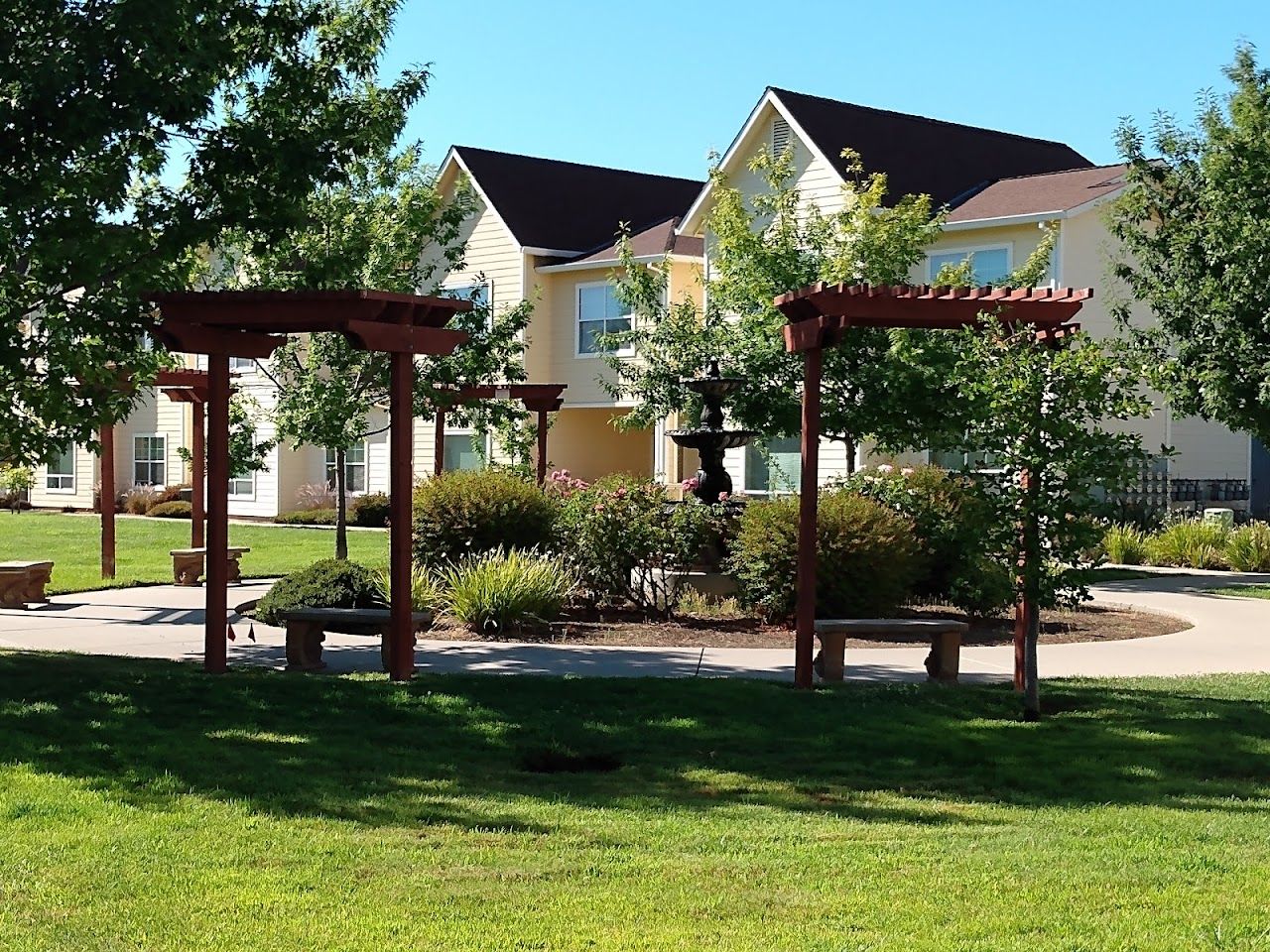 Creekview Manor