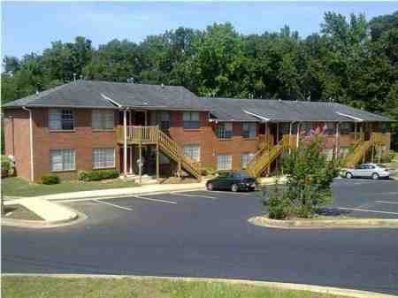 Crestmont Villa Apts