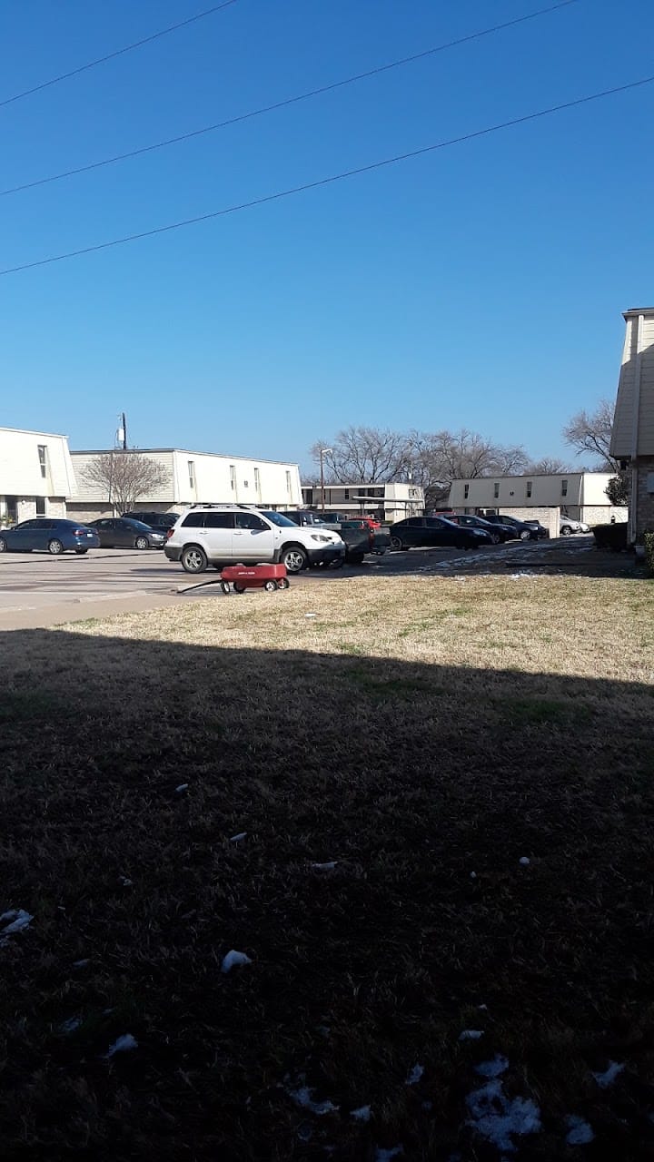 Crestmoor Park South Apts