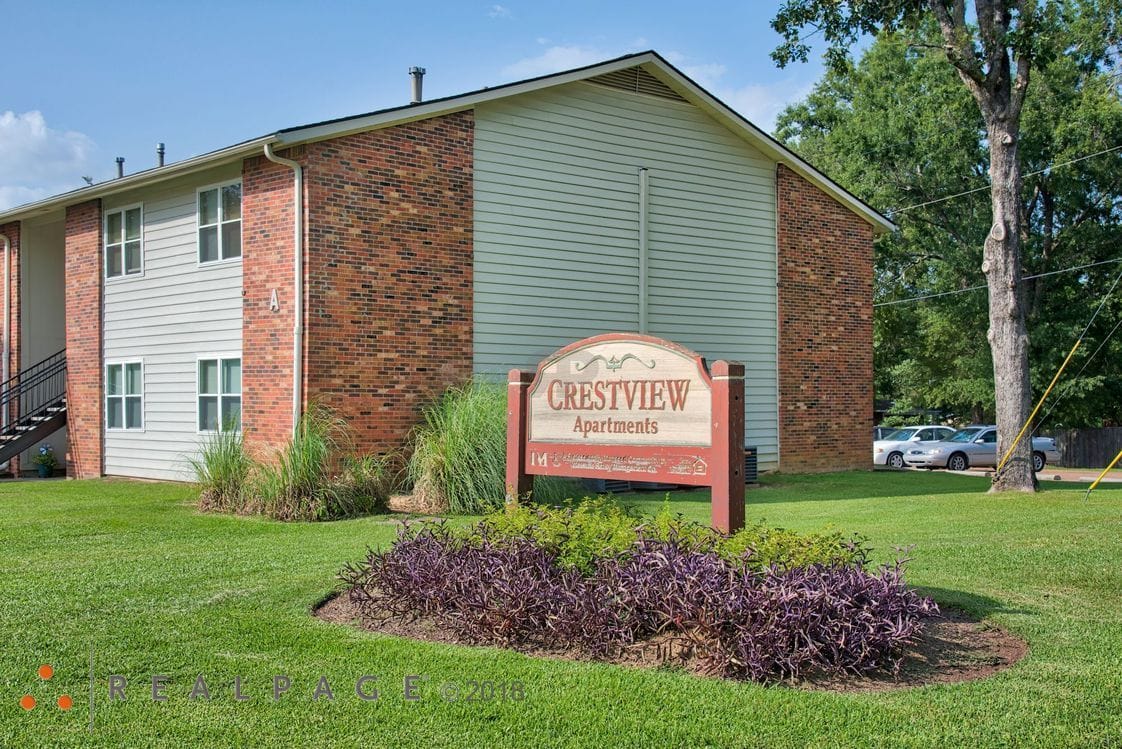 Crestview Apts   Pearl