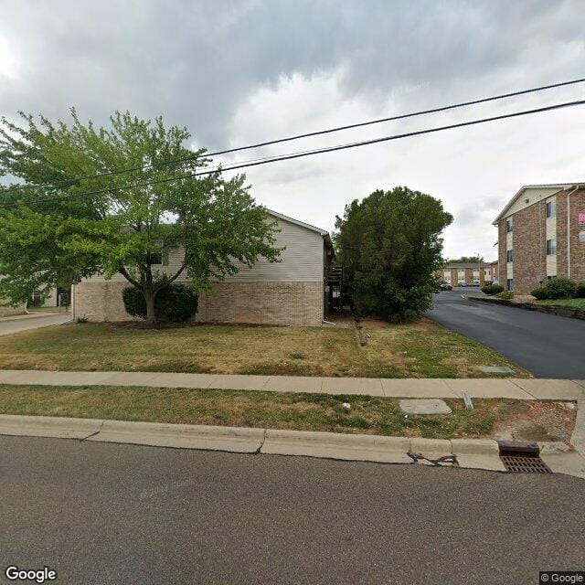 Crestwood Apts