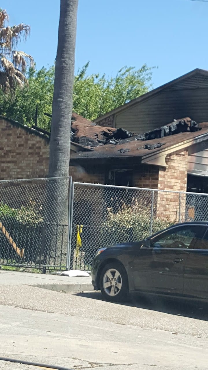 Crosby Plaza Apartments