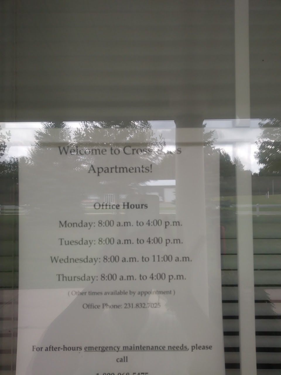 Crossroads Apts