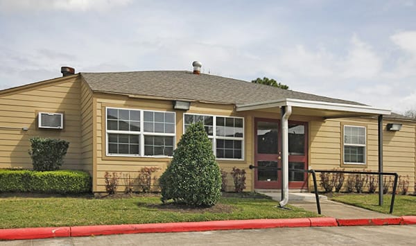 Crystalcreek Park Apts