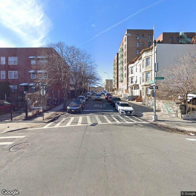 Davidson Avenue Apts