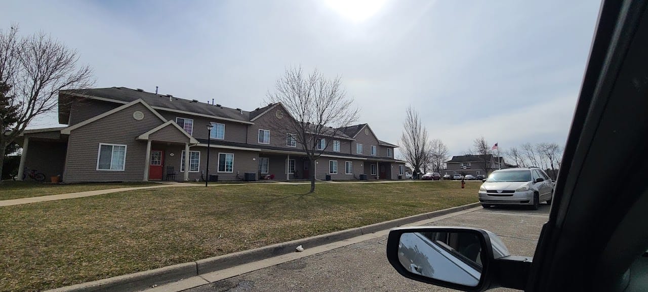 Deer Creek Apts