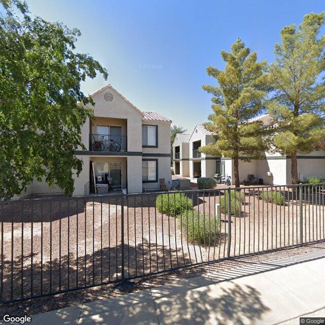 Desert View Apts