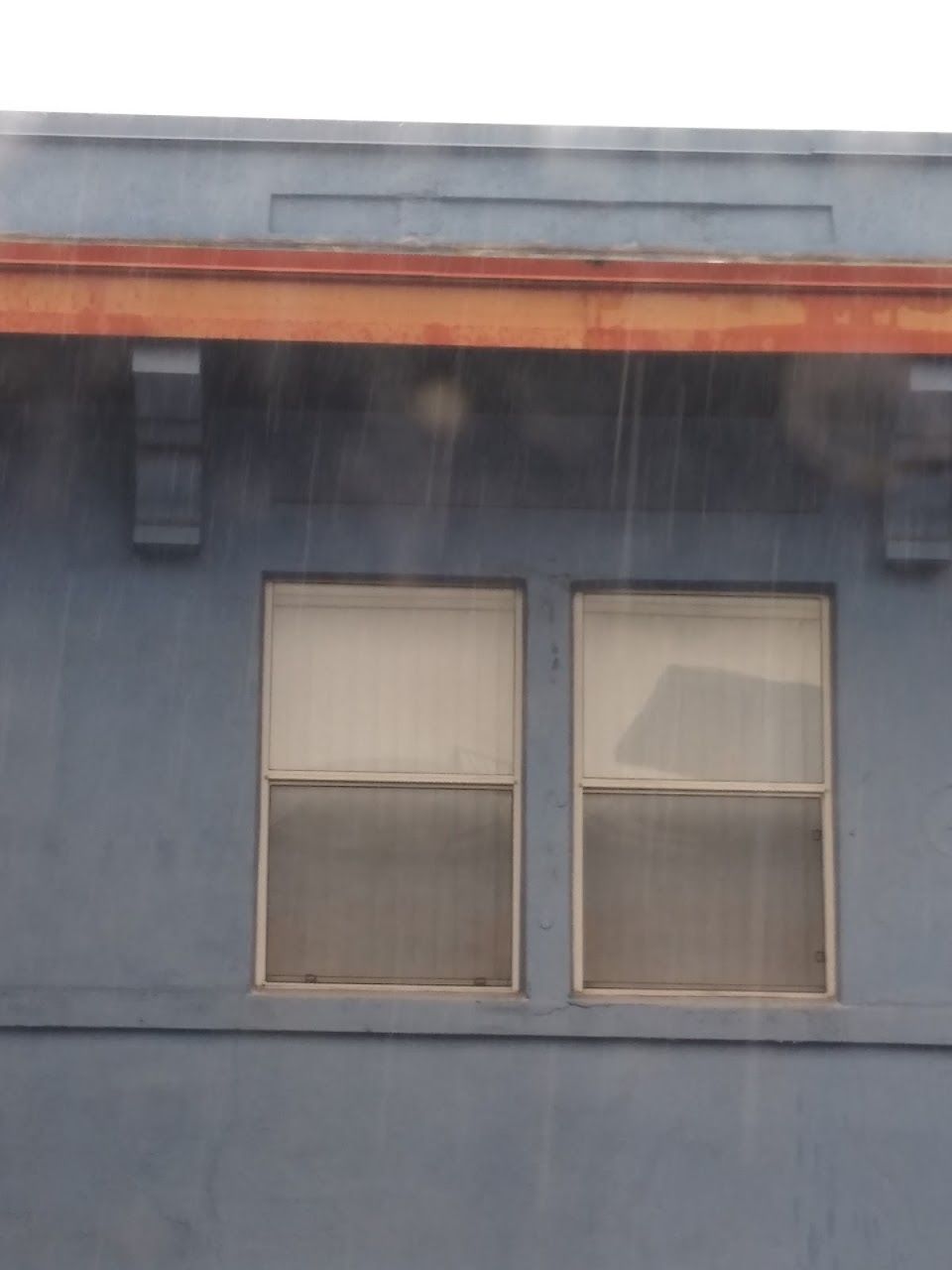 Eads Apts