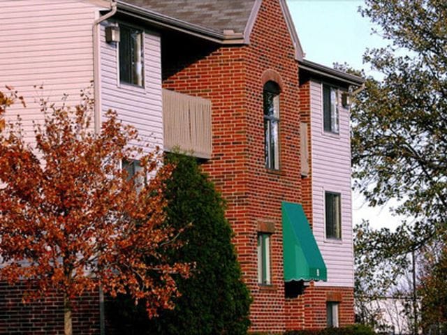 Eagles Point Apts
