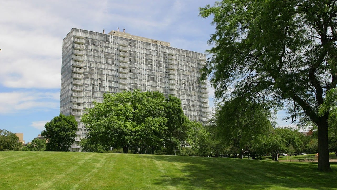 East Lake