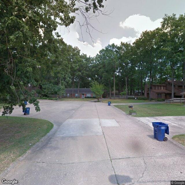 East Oakwood Apartments
