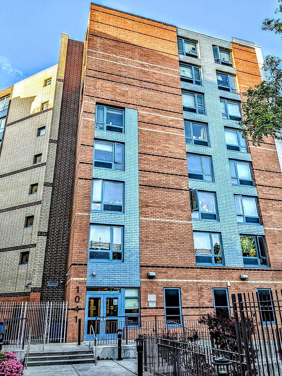 El Rio Residence