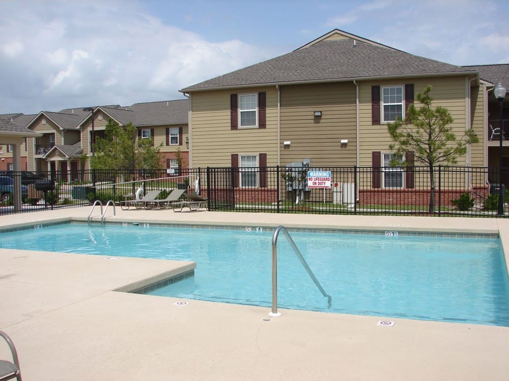 Elizabeth Place Apts