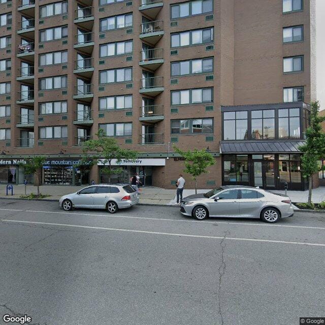 Elmwood Square Apts
