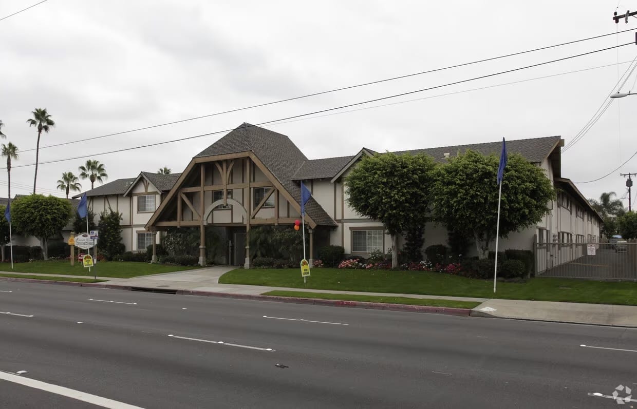 Emerald Gardens Apts