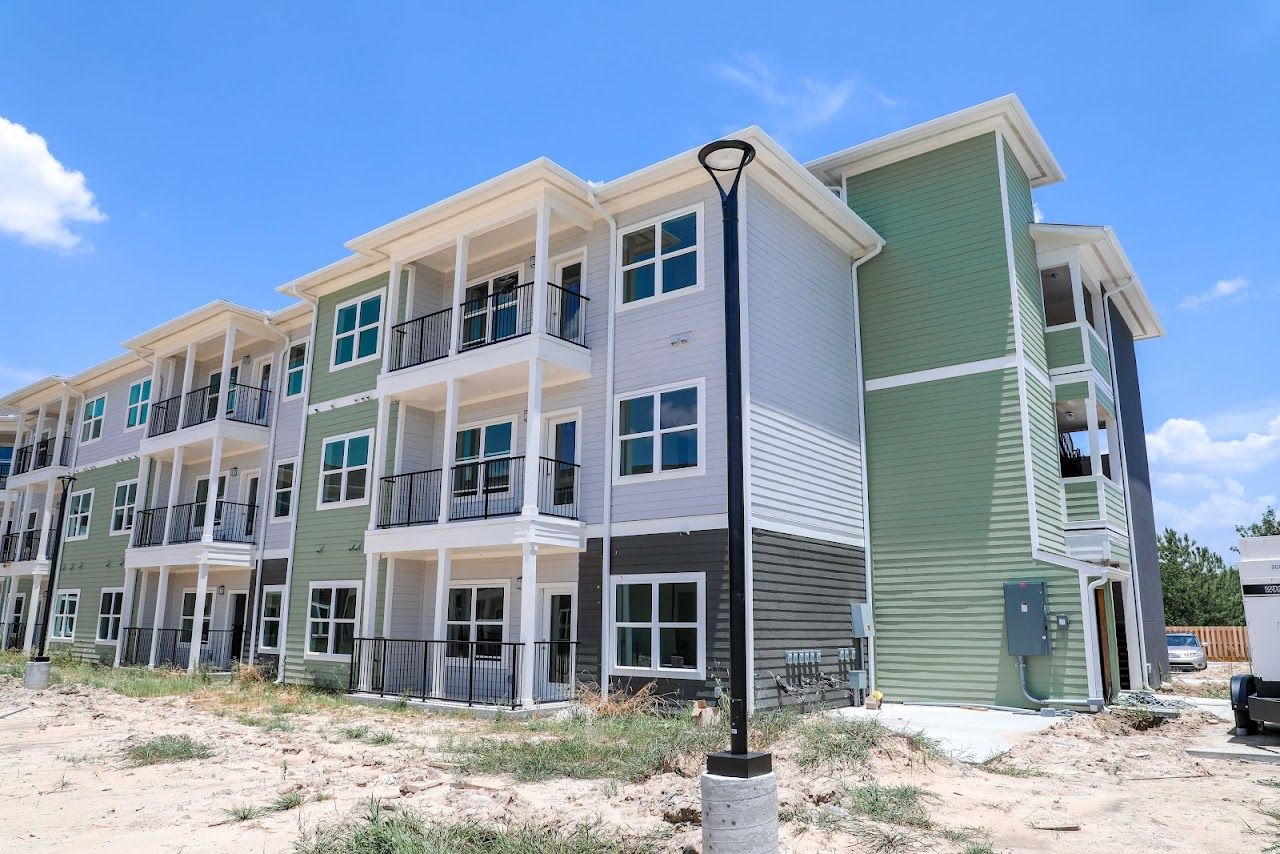 Enclave At Lake Pointe