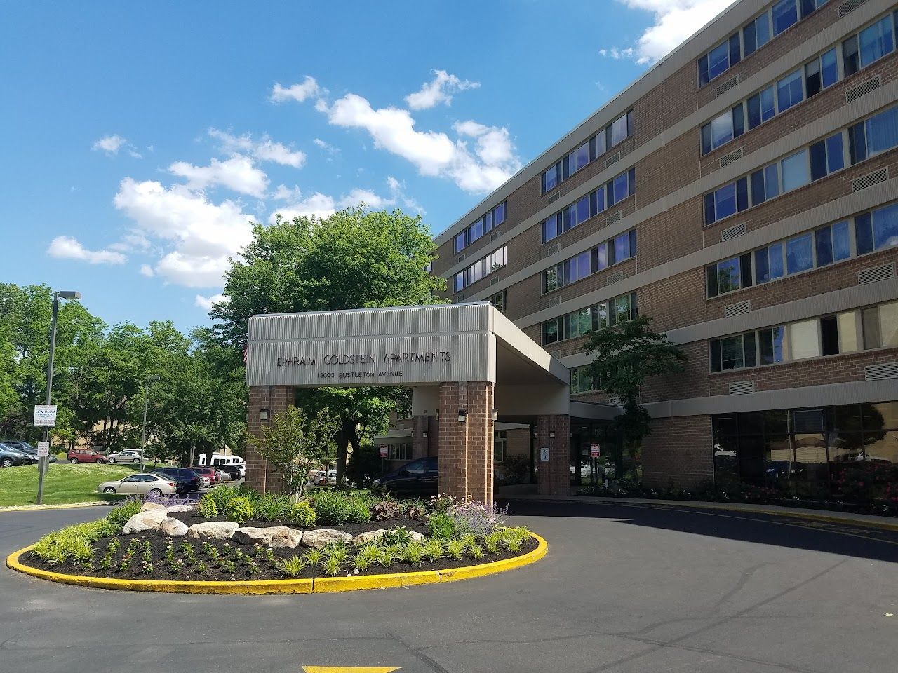 Ephraim Goldstein Apts