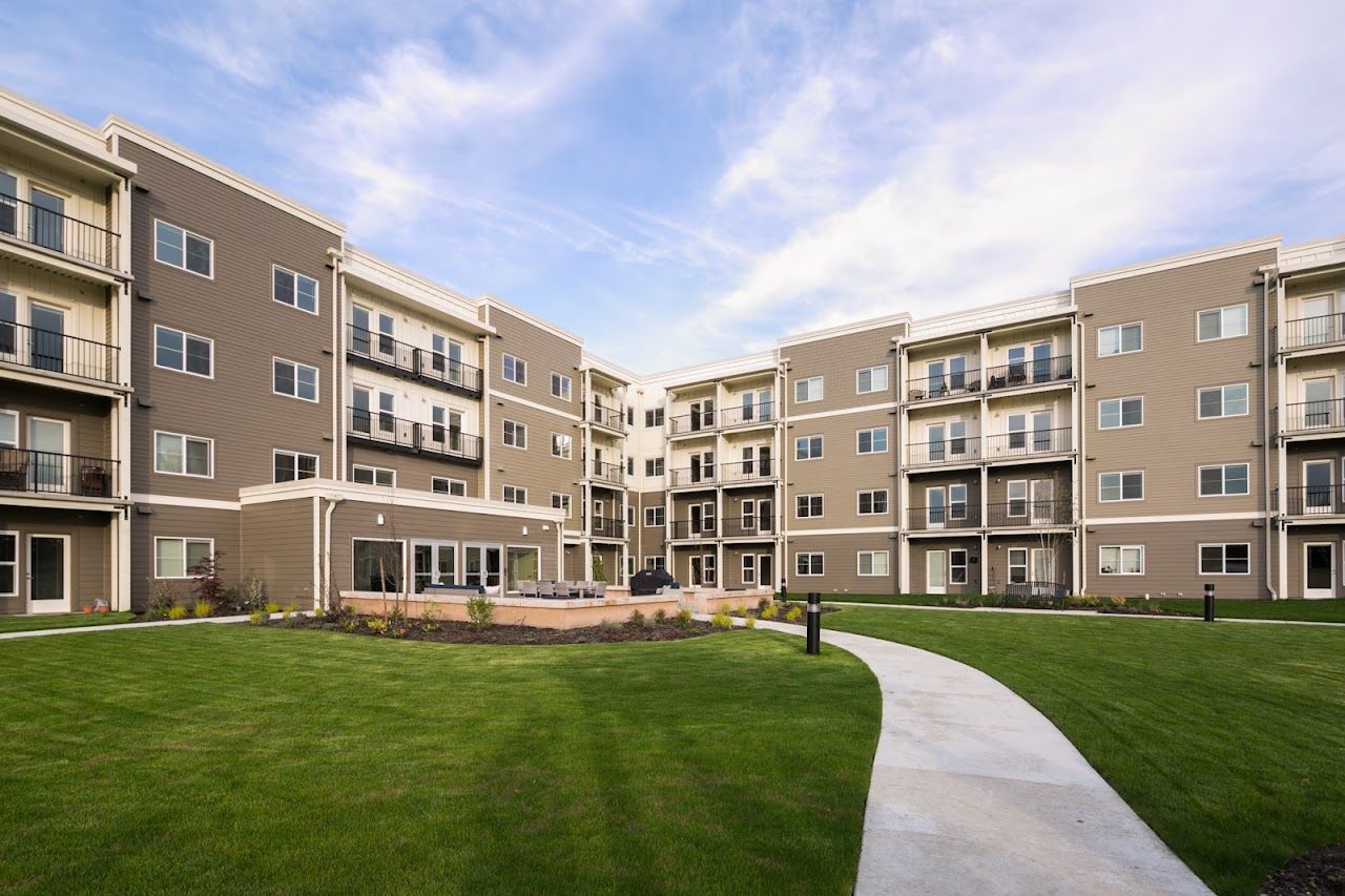 Estates At Hillside Gardens, The