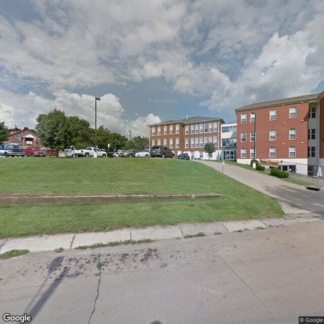 Eugene Field Apts