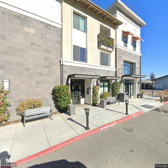 Evelyn Family Apartments