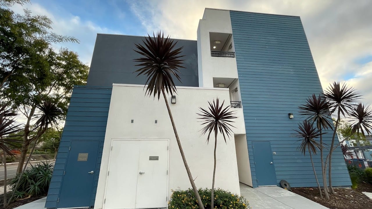 Fairbanks Terrace Apartments