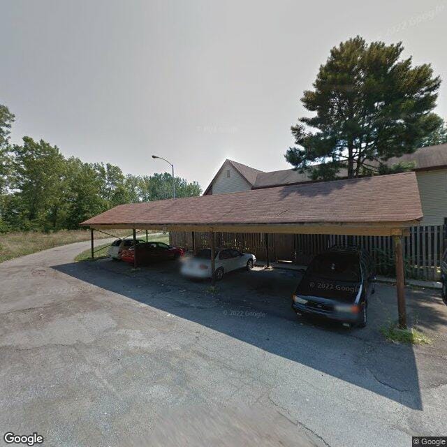 Falcon Creek Place Apts