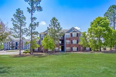 Fern Hall Apts