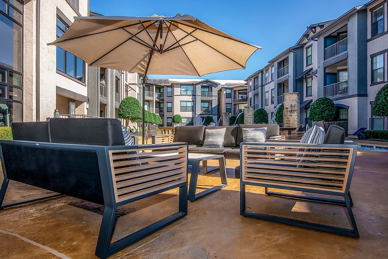Fitzhugh Place Apts