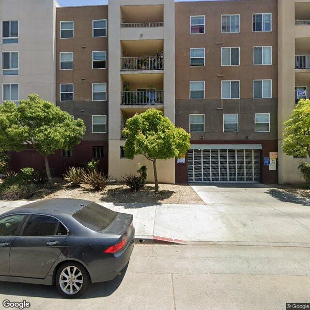 Flores Del Valle Apts