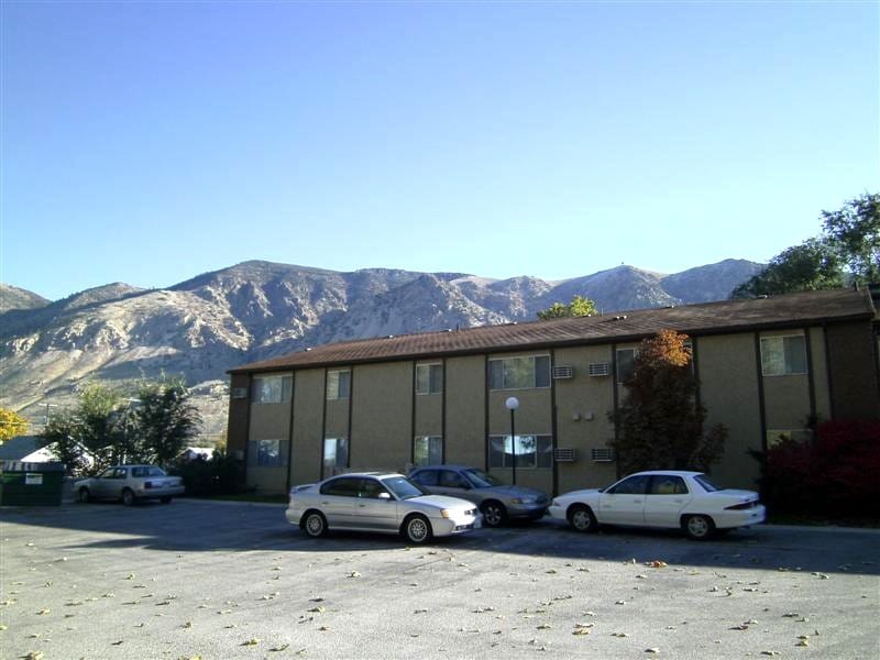 Foothill Manor Ii