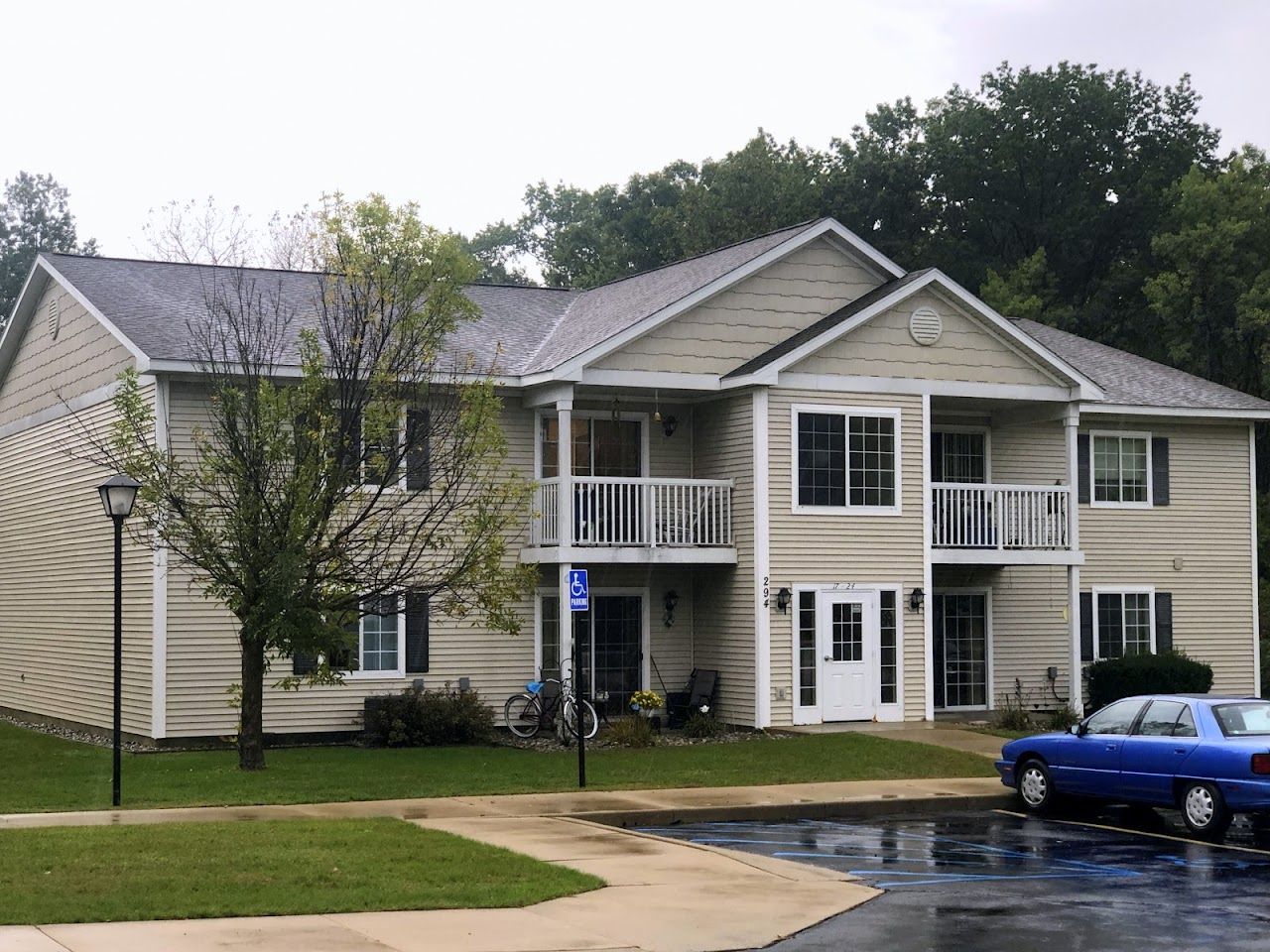 Forest Creek Apts