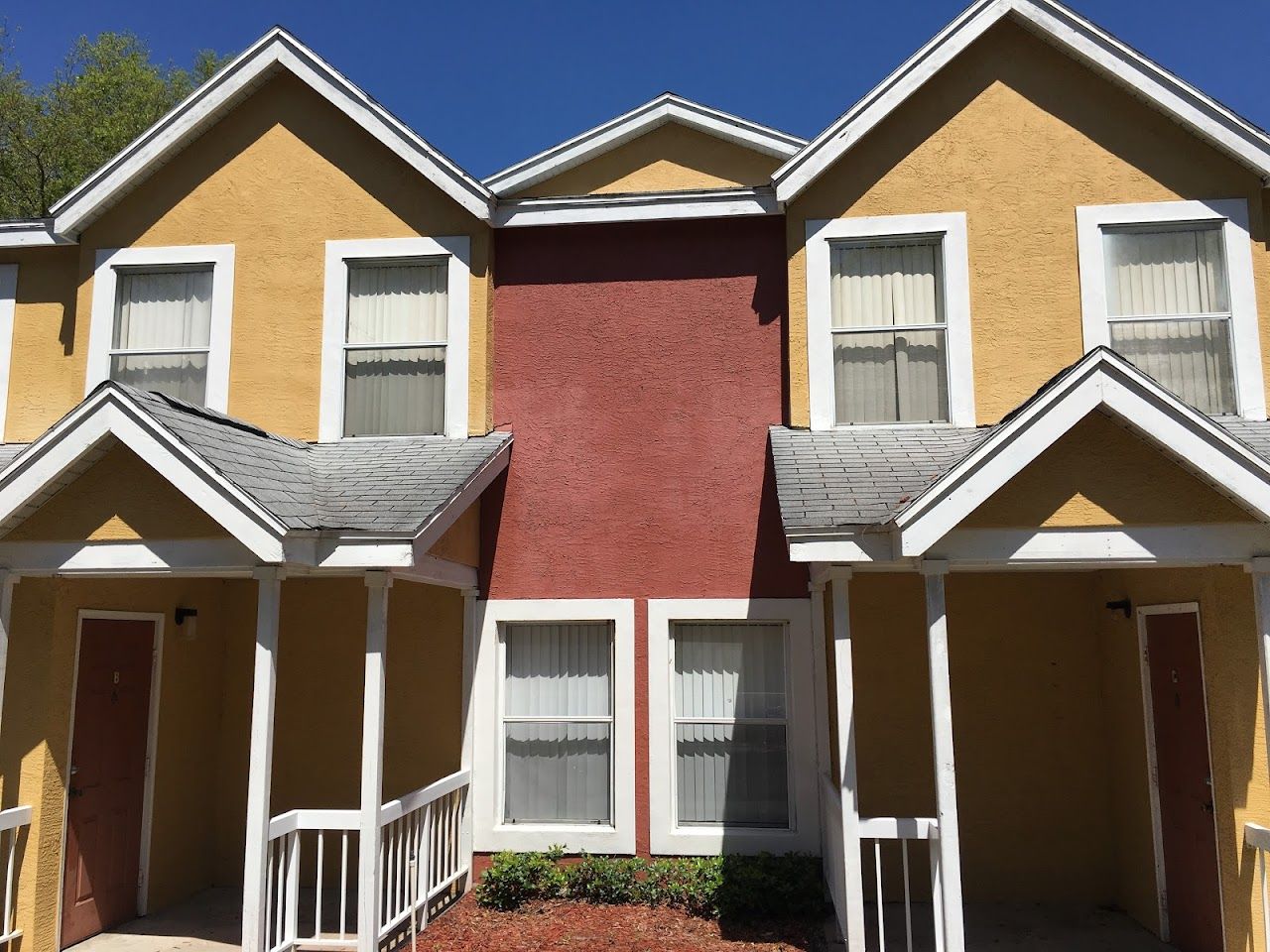Forest Edge Apts