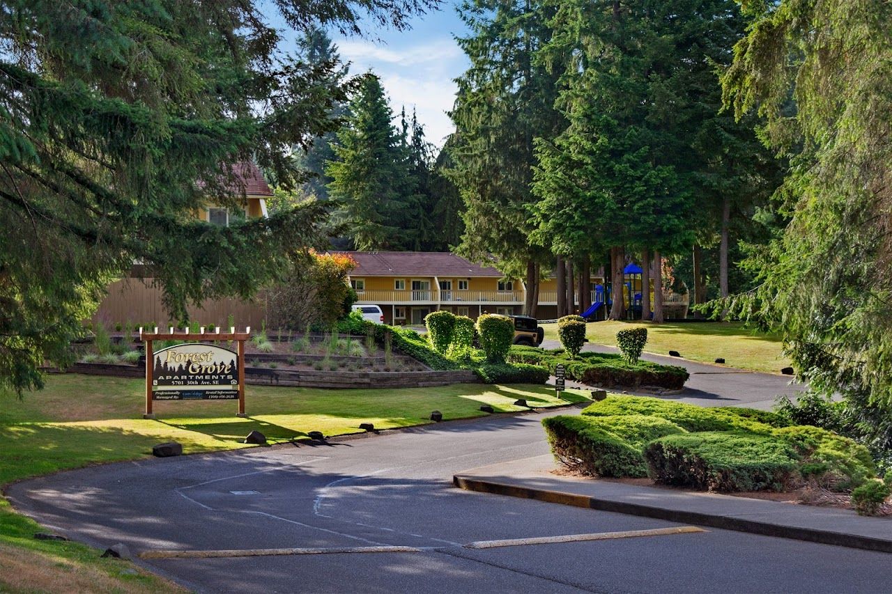 Forest Grove Apartments