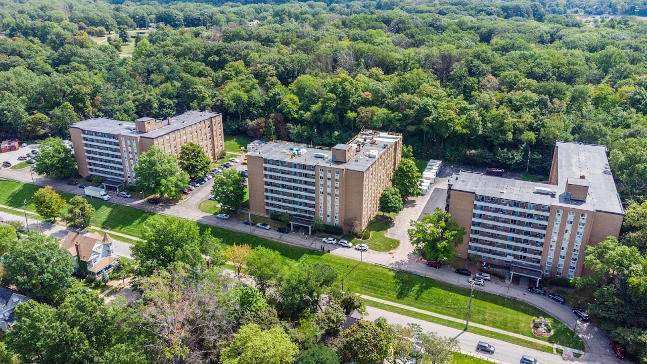 Forrest Hills Terrace