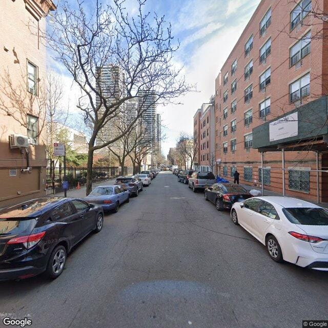 Fort Washington Cluster (E 122nd St)