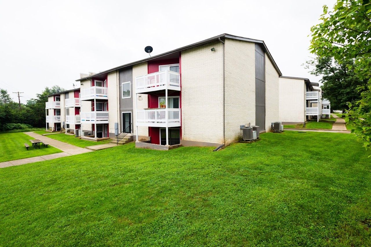Fox Run Apartments