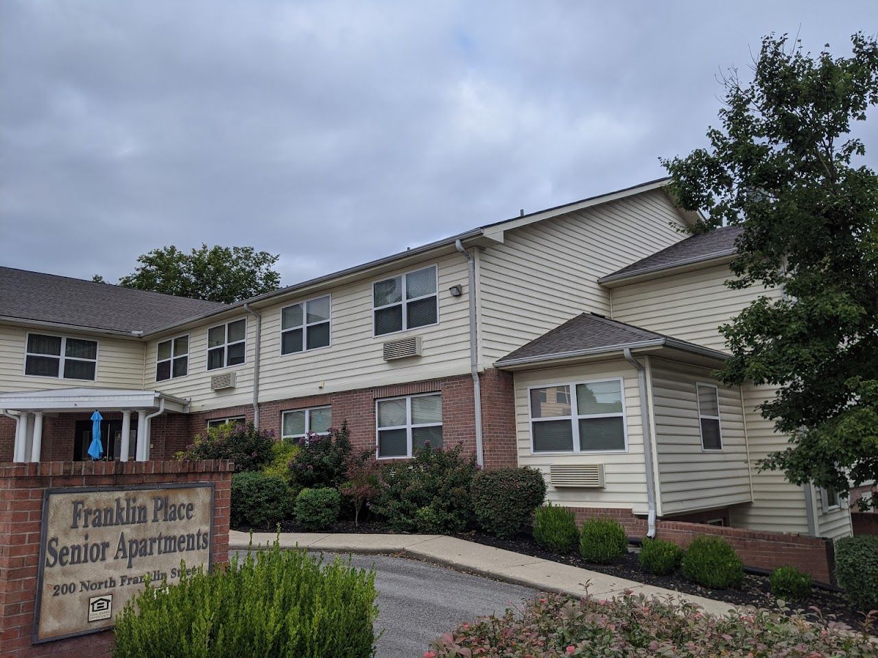Franklin Place Senior Apts
