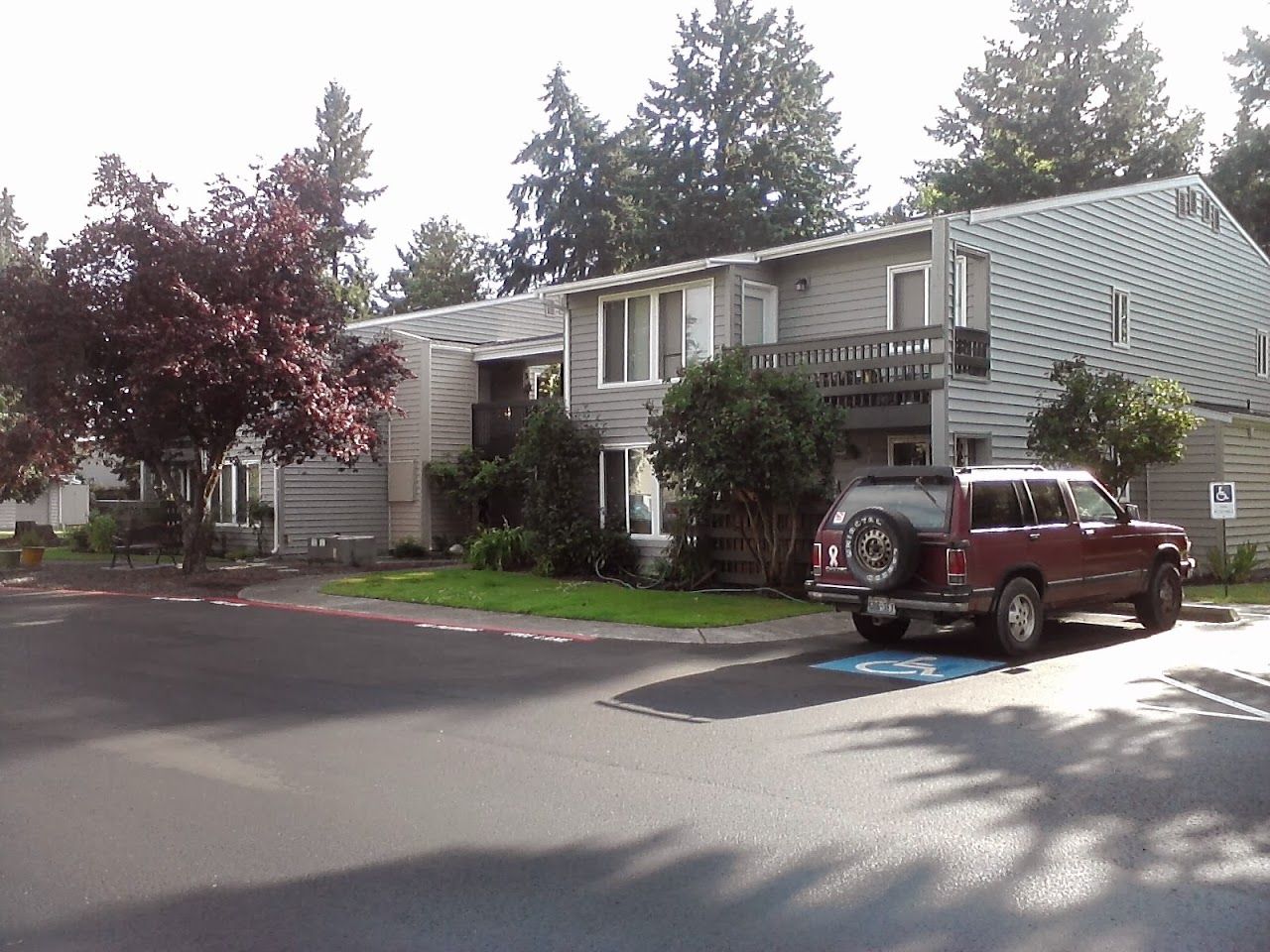 Garden Court Apartments