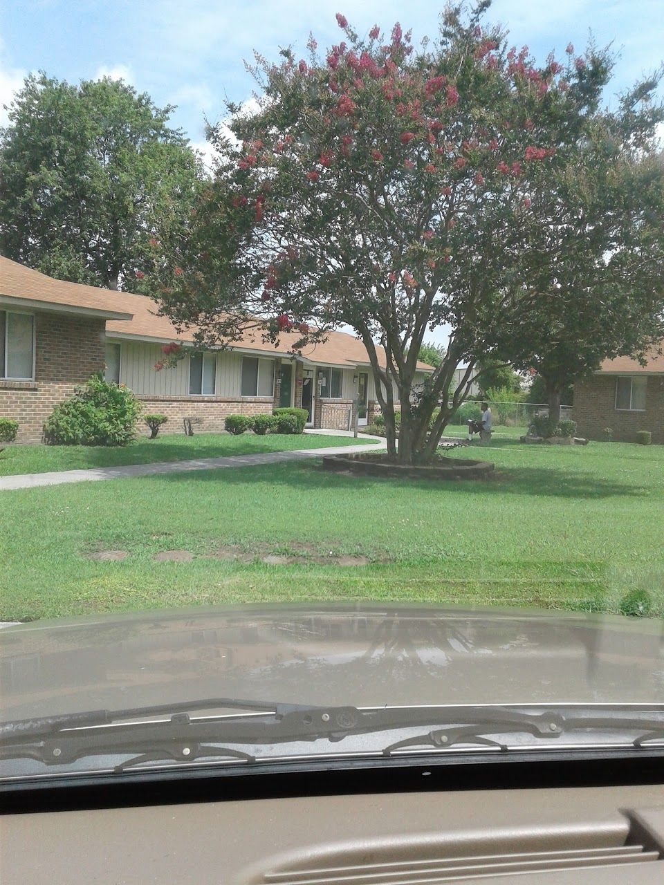 Glendale Court Apartments