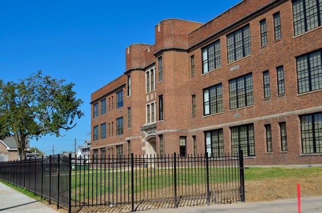 Glenwood School Place