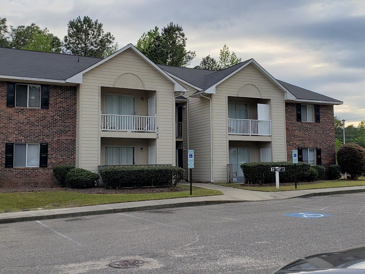 Golfview Apts