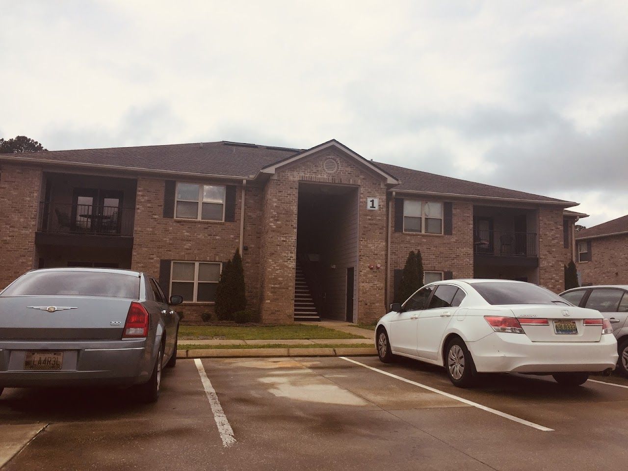 Grand View Apts